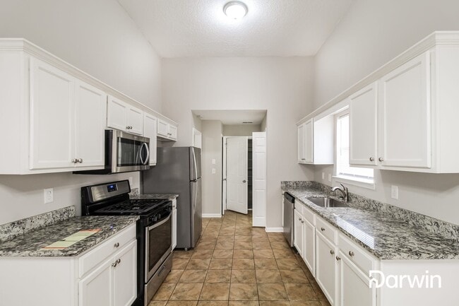 Building Photo - 6740 Biscayne Blvd, Rex, GA 30273