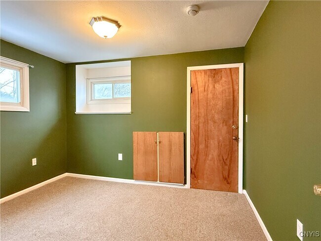 Foto del edificio - 2653 W Seneca Turnpike