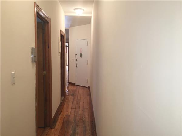Building Photo - 331 3rd St
