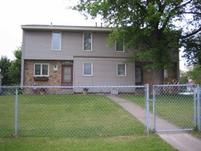 Primary Photo - 1335 73rd Ave NE