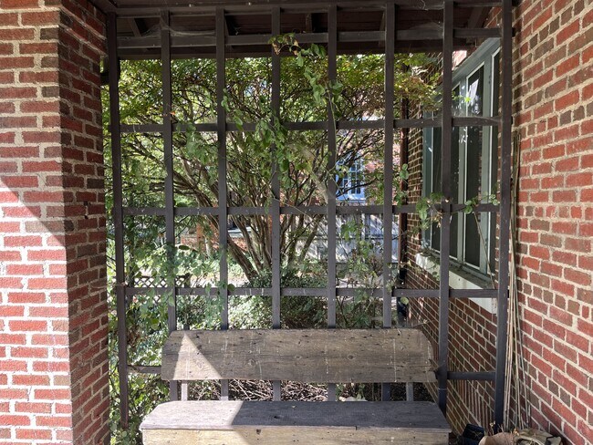 Foto del edificio - 1509 Gallatin St NW