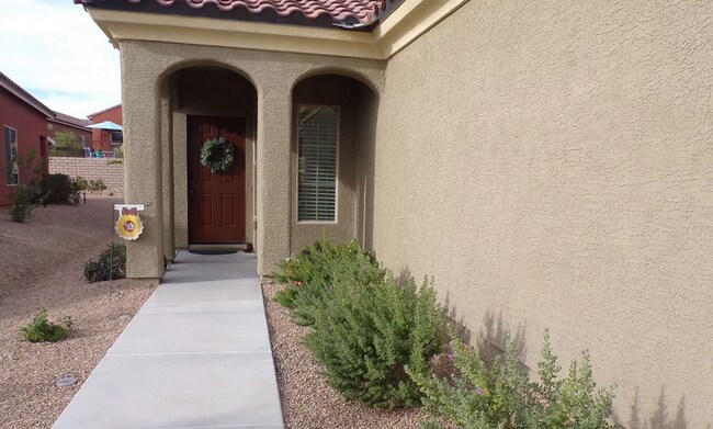 Building Photo - Sun City House
