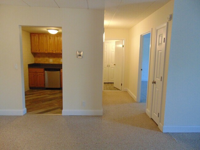 Foto del edificio - 185 Quincy Shore Dr