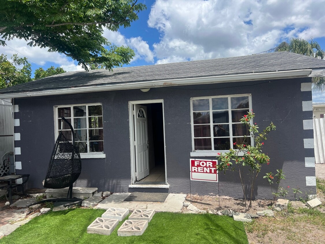 Photo - 1806 36th Ave W (Bradenton, FL)