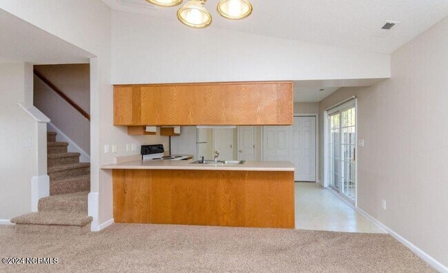 Foto del edificio - 348 Winners Cir S