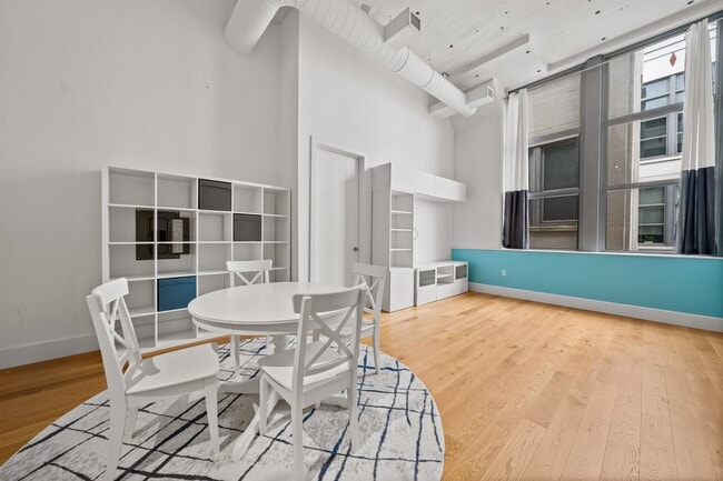 Building Photo - 50 Dey St