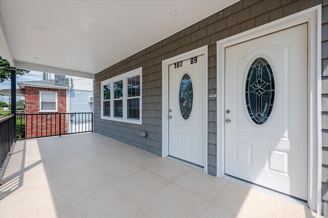 Foto del edificio - 10709 220th St