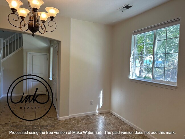 Foto del edificio - Cute townhome in Minden