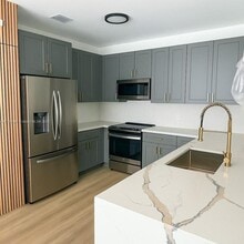 Building Photo - 2121 NW 45th St