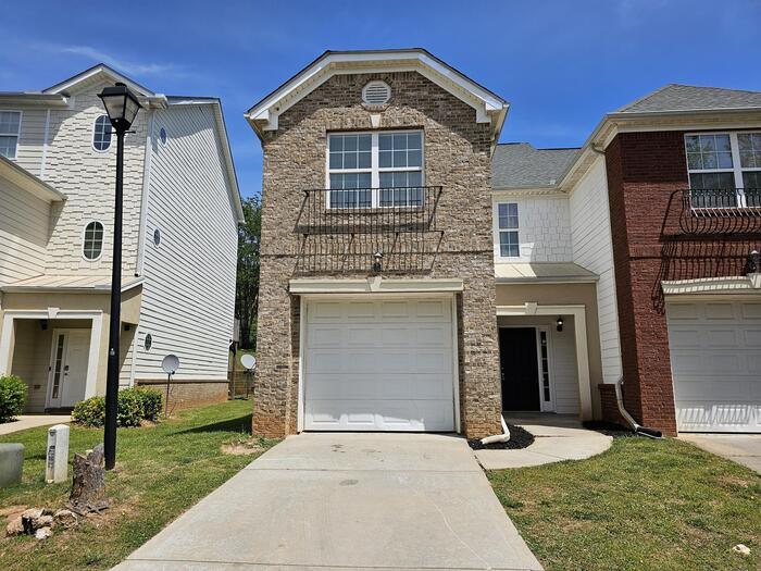 Foto principal - 4316 Notting Hill Dr SW