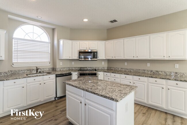 Building Photo - 5210 Orlando Cir