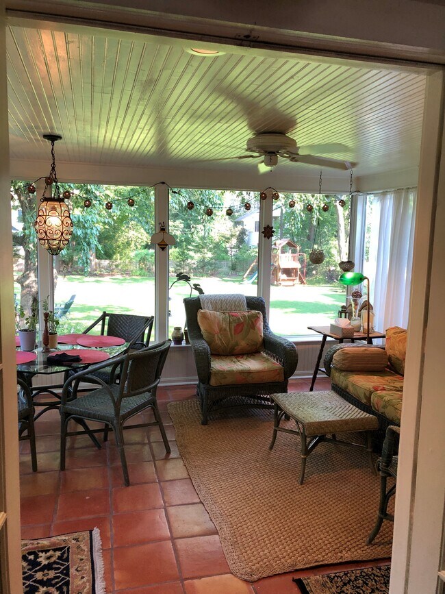 Foto del edificio - 55 Everett St