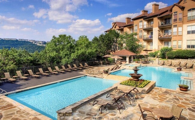 Building Photo - 6000-1 Shepherd Mountain Cove