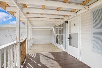 Building Photo - 16461 Hill Country Dr