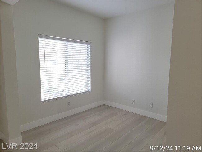 Foto del edificio - JUST MINUTES FROM GREEN VALLEY RANCH AND T...