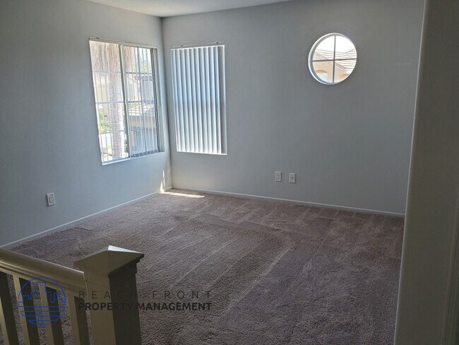 Foto del edificio - 24435 Sunray