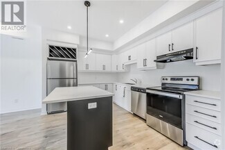 Building Photo - 261 Woodbine Ave