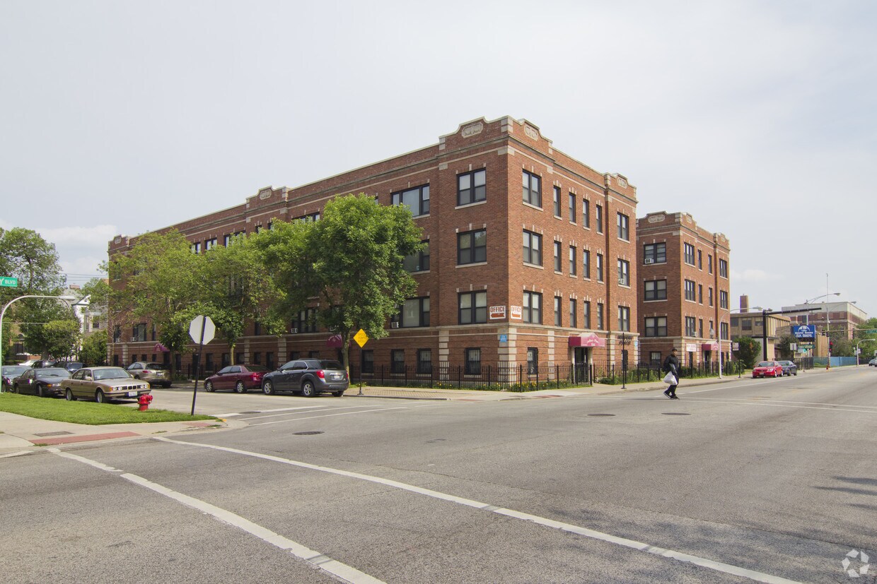 Foto principal - Jeffery Place Apartments