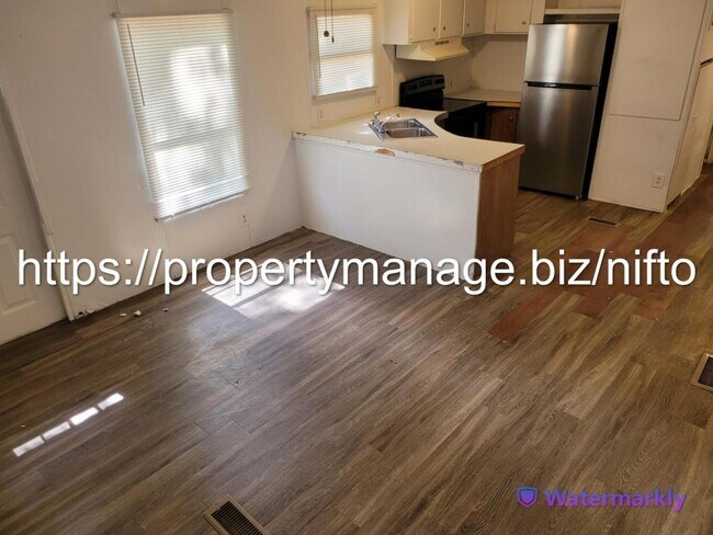 Building Photo - 5624 Aenon Lane