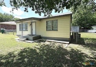 Building Photo - 306 N Ann Blvd