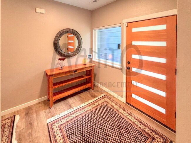 Foto del edificio - Beautiful South Hill Rancher