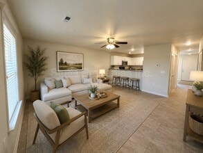 Building Photo - 200 Spindle Ct