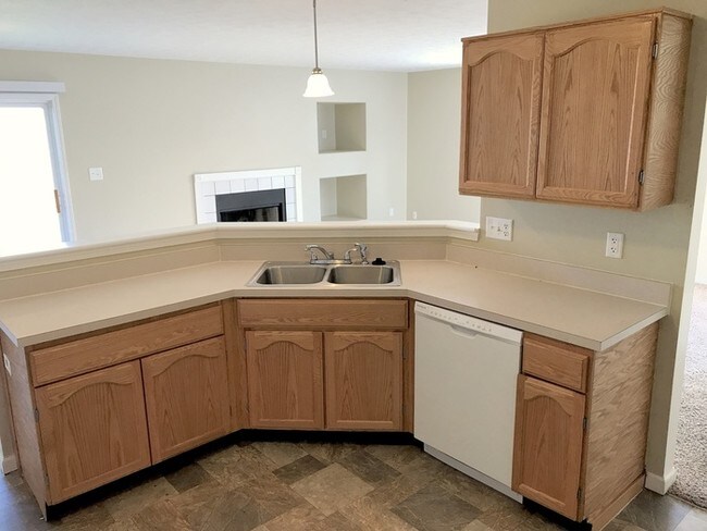 Building Photo - 11550 Signet Ln
