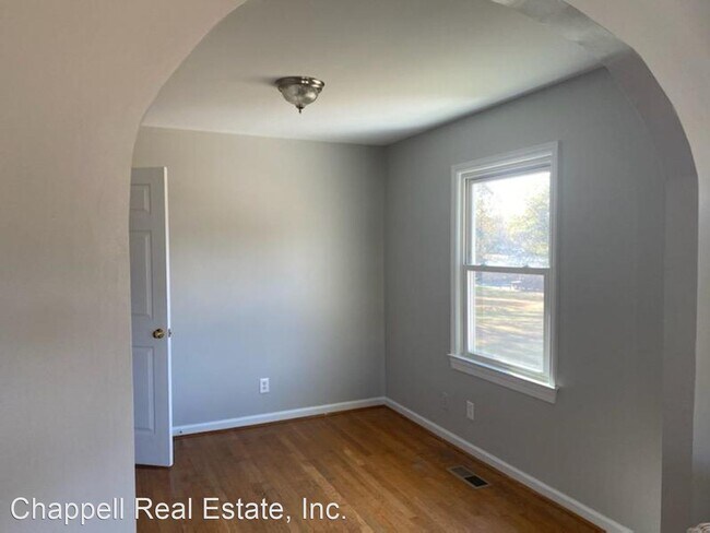 Building Photo - 14231 Woods Edge Rd