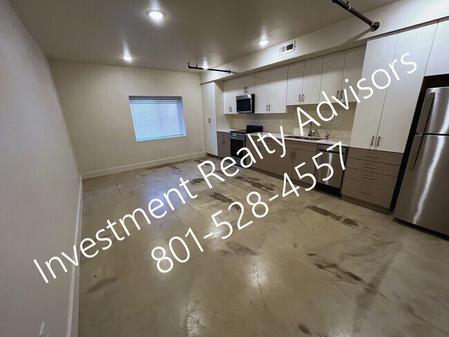 Building Photo - 1172 Graystone Way