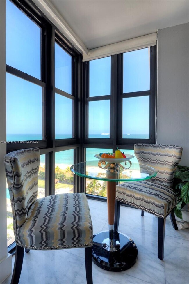 Foto del edificio - 2555 Collins Ave