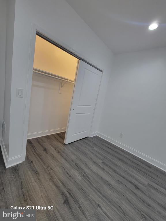 Building Photo - 5719 Haverford Ave