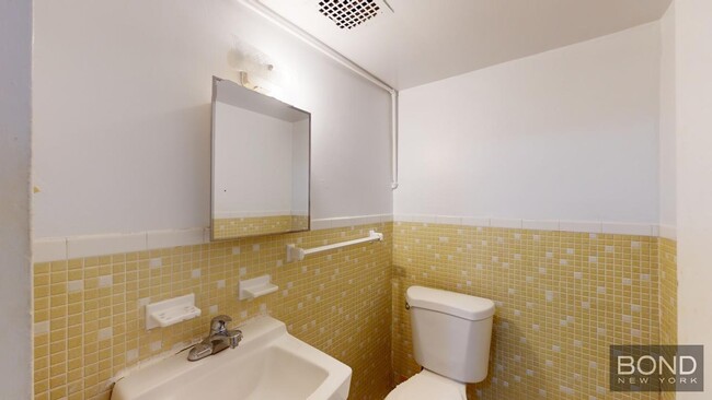 Building Photo - West End Avenue