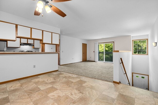 Building Photo - Fox Lane Apartments