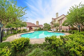 Building Photo - 2120 El Paseo St