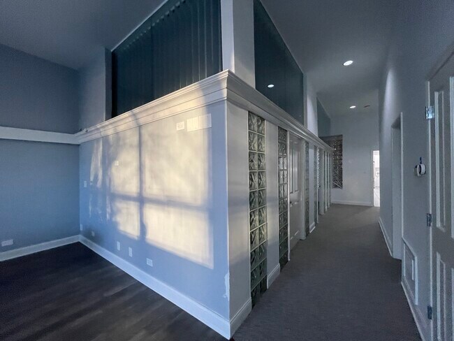Foto del edificio - 1728 N Sedgwick St