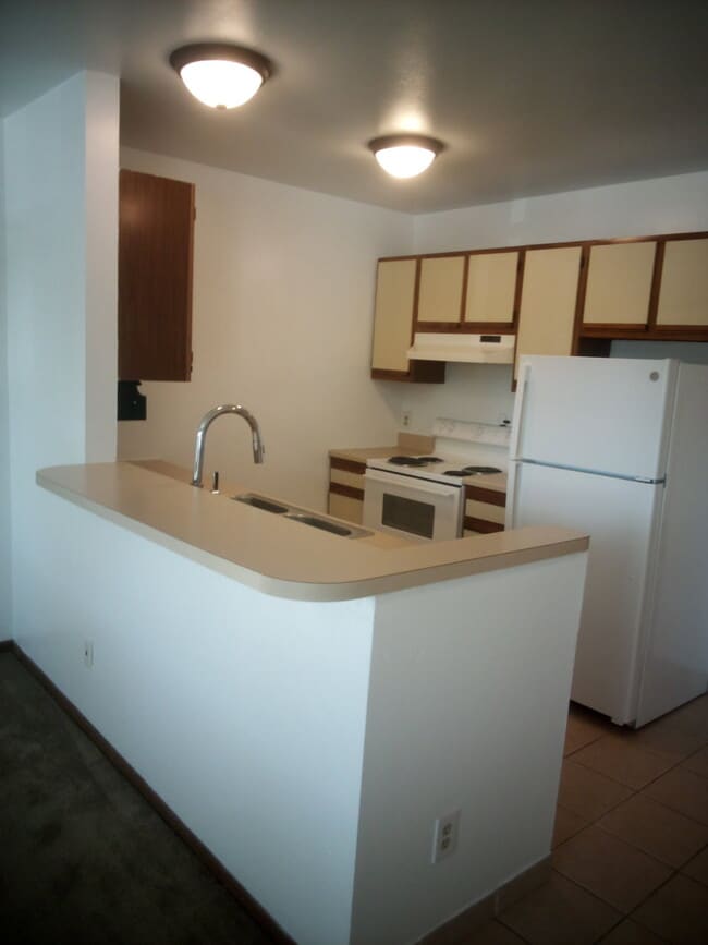 Building Photo - 108 Sandstone Ct