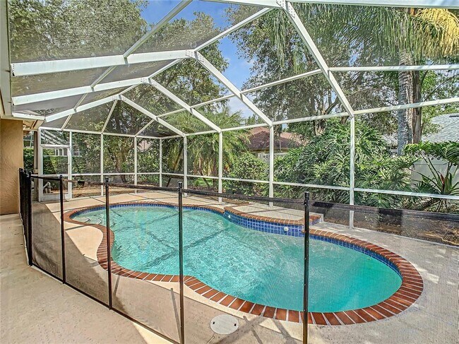 Building Photo - 9455 Hunters Pond Dr