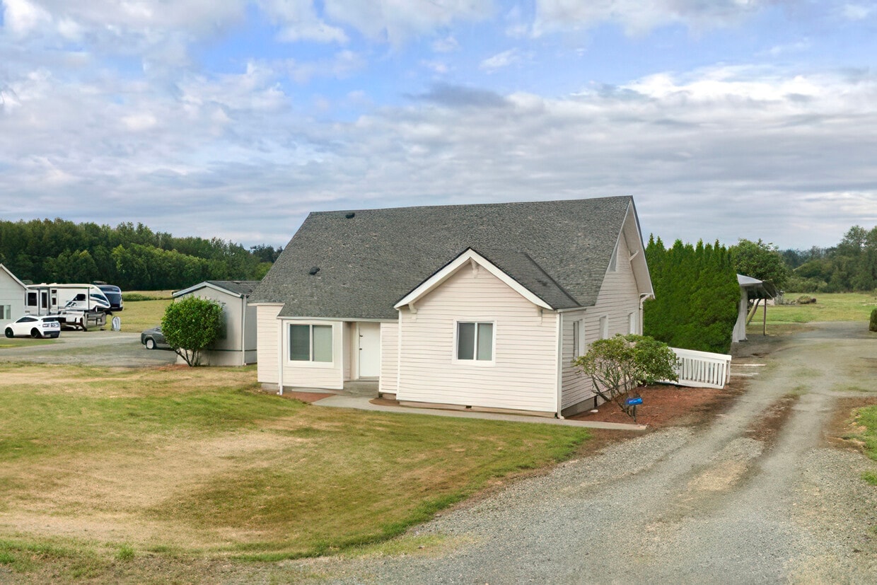 Foto principal - 14318 67th Ave NE