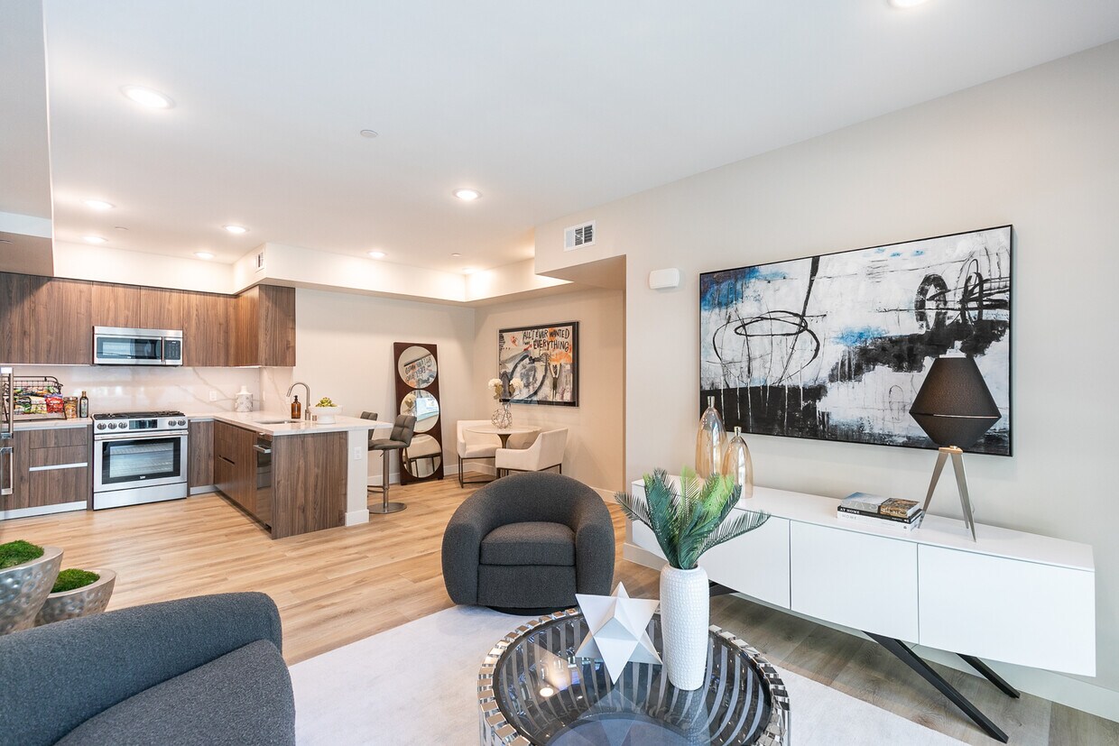 Wetherly Hills Apartments in Los Angeles, CA