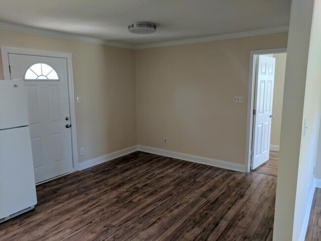 Building Photo - Ranch Home in Matthews!