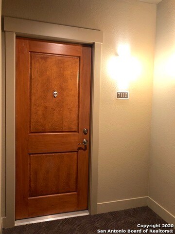 Foto del edificio - 7342 Oak Manor Dr