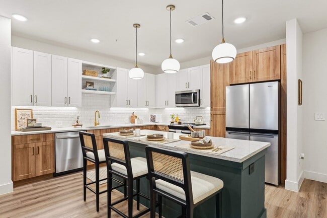 Interior Photo - Peregrine