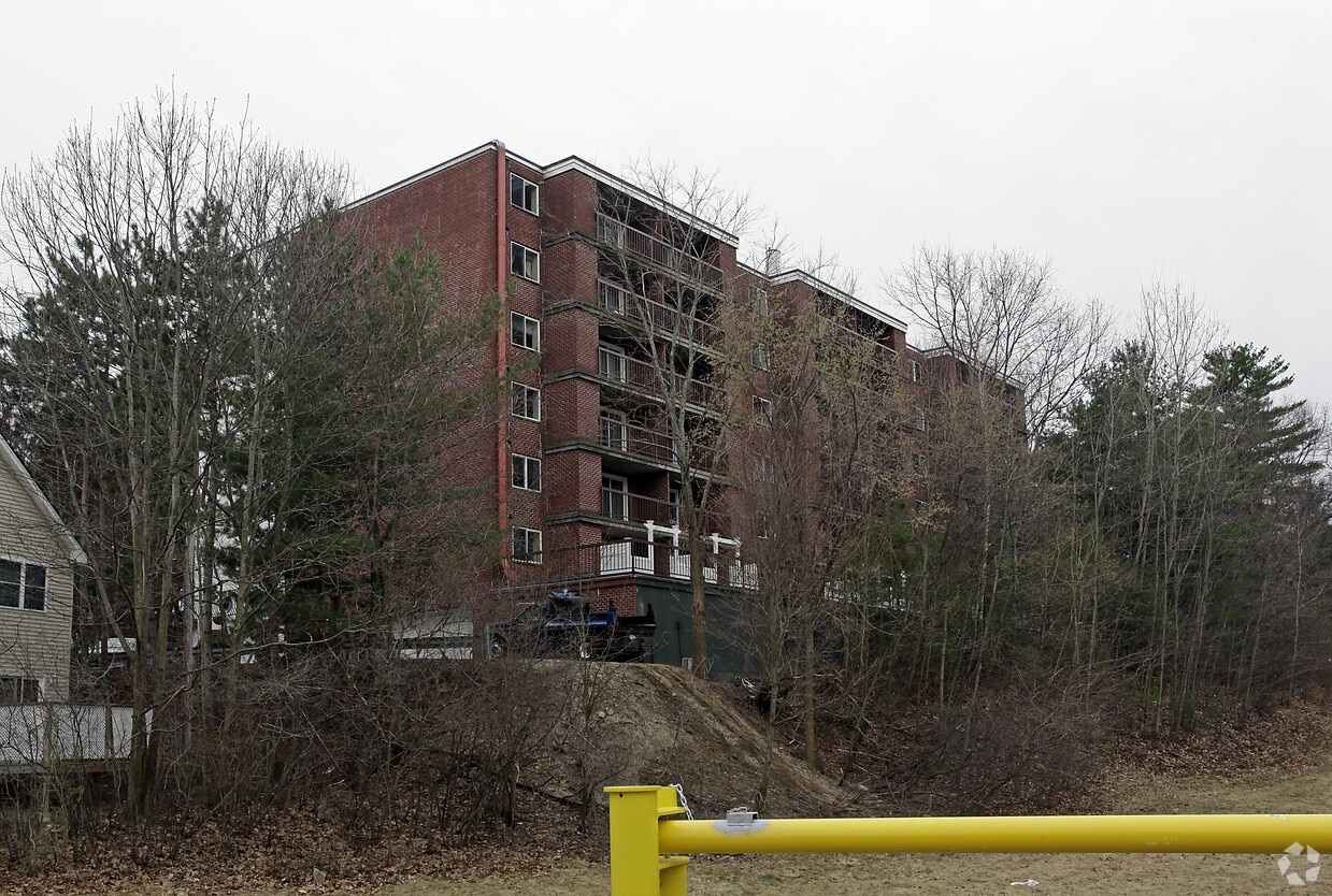 Building Photo - Venetian Tower