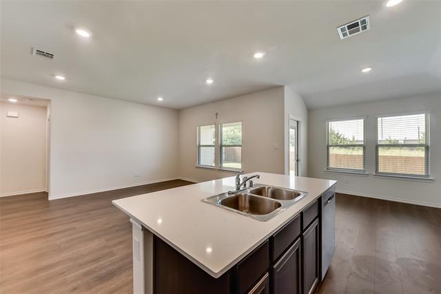 Building Photo - 3117 Sweetwater Way