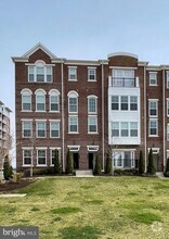 Building Photo - 2934 Finsbury Pl
