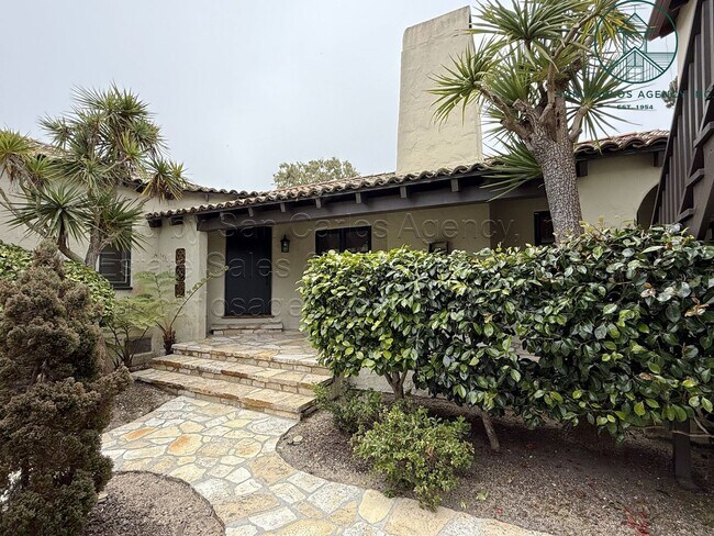 Foto del edificio - Three Bedroom Mediterranean Retreat on MPC...