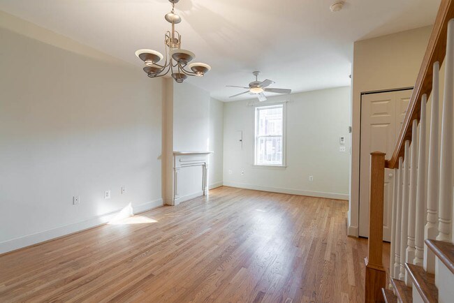 Building Photo - 1610 4th St NW