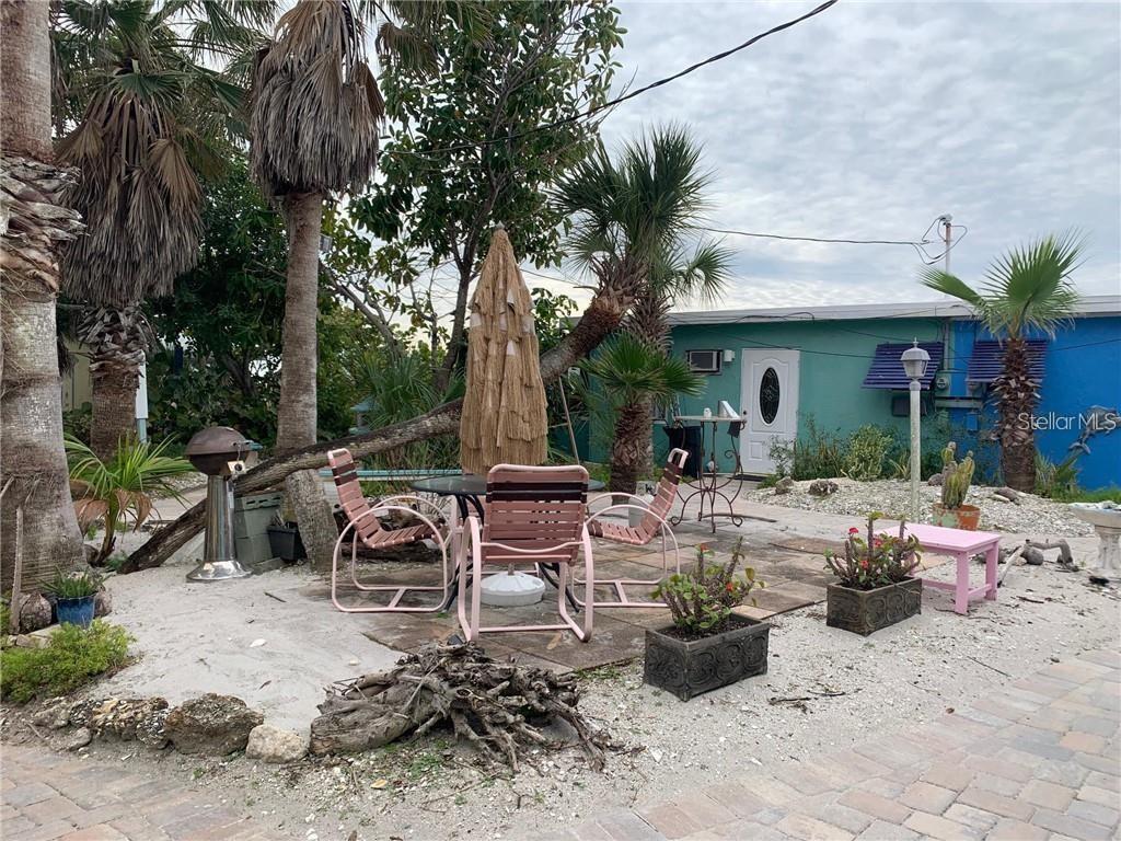 40 Ln Unit 0, Englewood, FL 34223 Room for Rent in