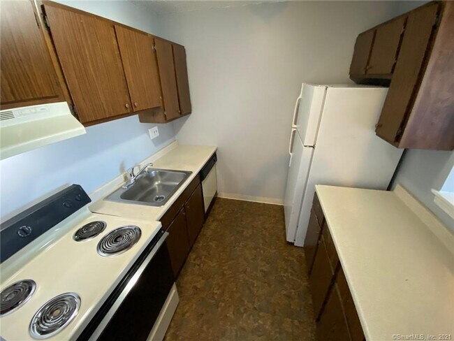 Building Photo - 22 Coleman St