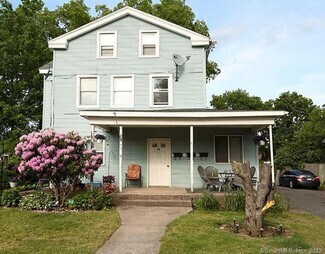 Building Photo - 10 Church St